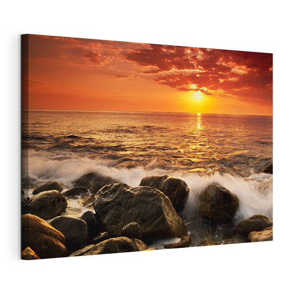 Puesta de sol sobre las olas del mar que rompen con fuerza Cuadros Puesta de sol sobre las olas del mar que rompen con fuerza
